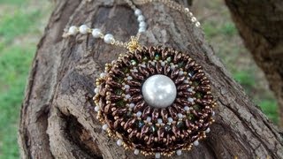 DIY TUTORIAL ciondolo con perline Twin o Superduo  Pendant with Twin or Superduo beads bead work [upl. by Attevaj]