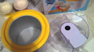 How To Make Icecream With The iGLOO Ice Cream Maker [upl. by Annadiana615]