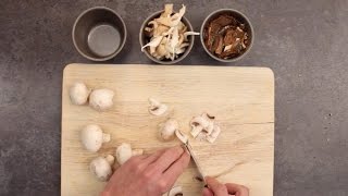 Comment préparer et cuire ses champignons [upl. by Acireh]