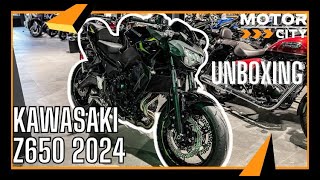 Unboxing Kawasaki Z650 2024  MOTOR City Amsterdam [upl. by Tnerual633]