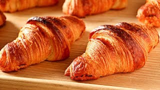 Croissant  Medialunas  Cuernitos  Receta AUTÉNTICA [upl. by Nosduh]