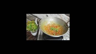 Arbi ki swadisht rasedar sabji delicious tamatar arbi recipe Savitas vlogs tastymasalaarbi [upl. by Gregoor]