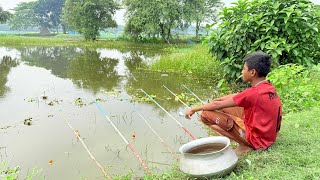 Amazing Fishing Idea💥💥 Traditional Cast Fish With Bamboo Tools Hook From Village Pond Water fishing [upl. by Ise602]