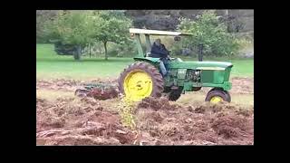 John Deere 2510 Plowing [upl. by Filler574]