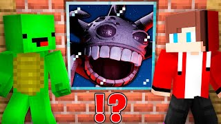 Why Mikey and Jj attacked by GRUMBLE from Doors 2 in Minecraft   Maizen [upl. by Kyle]