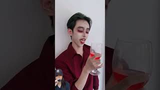 VAMPIR DRAKULA HAUS MINUM DAR ⁉️😱shorts funny dubbing [upl. by Lorianne]