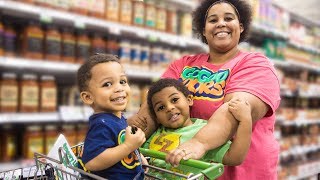 GOO GOO GAGA HELP MOMMY GROCERY SHOP Learn How to Shop for Healthy Foods [upl. by Grand]