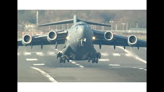 Unbelievably short takeoff by C17 heavy [upl. by Reinhart]