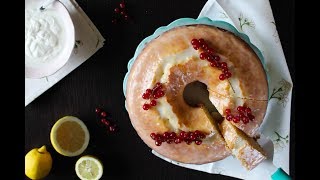 Ciambellone allo yogurt e limone  Ricetta facile e veloce [upl. by Pulsifer]