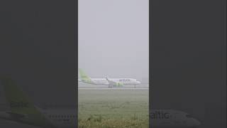 Epic airbaltic landing in Dense fog MucAirport landing planespotting Airbus wiesn reel 187 [upl. by Aihsetel369]