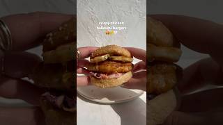 crispy chicken 🫱🏼‍🫲🏽 halloumi halloumi crispychicken burger halloumi [upl. by Kosse541]