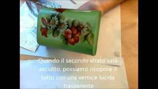 Decoupage su legno Corso di decoupage [upl. by Eicnan]