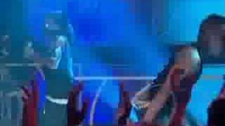 20060528  Nelly Furtado  Maneater Live  TOTP [upl. by Zsamot968]