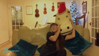 I Want A Hippopotamus For Christmas  Makaton Sign Language [upl. by Ojyma]