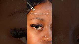 How to do a cat eye on almond eyes lash clusters diy at home easybeginner friendly Mwaka Kashinka [upl. by Otsugua]