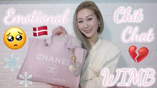 WHATS IN MY BAG CHANEL DEAUVILLE TOTE  WINTER EDITION  EMOTIONAL CHIT CHAT 🥺 LINDIESS [upl. by Vassar386]