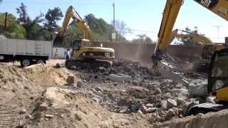 CAT 320 excavator working [upl. by Angelia694]