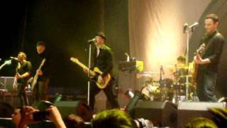 Beatsteaks Konzert  Gasometer Wien 05032011  Medley [upl. by Eimot366]