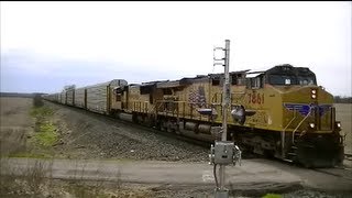 CSX with new tr33 crossing gates [upl. by Yk]