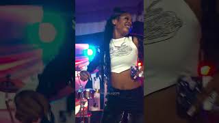 See what Emmyblaq did to purple speedy and beauty Goddess in a club [upl. by Arron651]