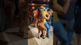 DANCINHA DIFERENTE DO CASAL dança piseiro forró [upl. by Debbee85]