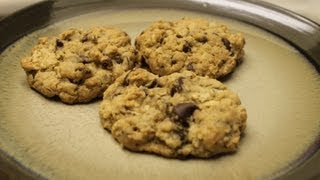 How to Delicious Oatmeal Walnut Cookies [upl. by Lenad]