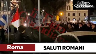 Saluti romani e rito del presente a Roma Decine di fascisti ricordano l’omicidio di Miki Mantakas [upl. by Anyr702]