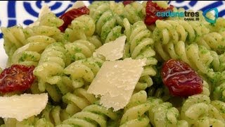 Receta de cómo preparar pasta al pesto reestructurada Receta de pastas  Receta comida italiana [upl. by Abey]