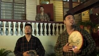 Raihan amp Hujan  Salam Aidilfitri Ayahanda Dan Bonda Official Video with HD version [upl. by Akirrehs]