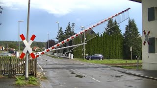 Spoorwegovergang Gerlenhofen D  Railroad crossing  Bahnübergang [upl. by Kin]