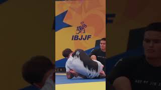 Junny Ocasio is back to put his stamp on his division at IBJJF NoGi Pans 🧨 flograppling [upl. by Engracia]