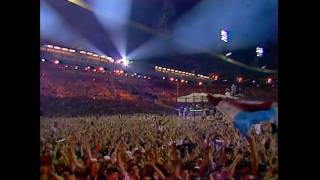 Queen  We Are The Champions Live at Wembley 11071986 [upl. by Noiz]