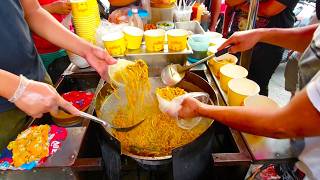 CHAMPION na Pancit Bato in Cubao  Filipino Street Food [upl. by Ferguson]