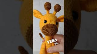 Jirafa amigurumi [upl. by Eartnoed]