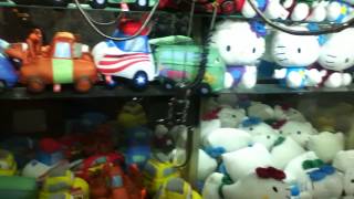 Cromptons Claw Machine with Jazzy Music in Rhyl Arcade [upl. by Siri]