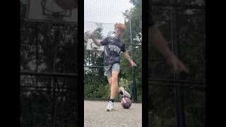 “Back in the Game tijdens de live 🤪🔥” shorts fyp backinthegame football trickshot live [upl. by Aivan]