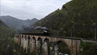 TANTO FUMO CON LA 940 TRENO DEL MARE CUNEO VENTIMIGLIA SUL PONTE A VERNANTE CN LUN 22  4  2019 [upl. by Suilenrac]