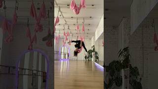 Аэростретчинг Aerial yoga hammock coversong aerialacrobatics aerialdance acro аэройога [upl. by Fleta565]