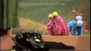 Lady Gaga feat Sesame Street  Telephone [upl. by Rusty971]