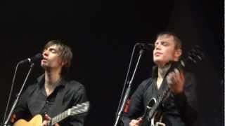 Mando Diao  Snigelns Visa live in Frankfurt [upl. by Eenhpad]