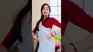 kamer ko pasinoyoutubeshorts meenageet trendingsong viralshorts [upl. by Rdnaskela586]