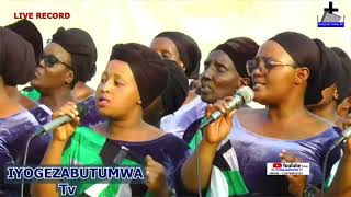 HOZIYANA ChoirTugumane Mwami MBEGA UMUHAMYA WEEE AVUYE MUBUBIRIGI KUVUGA IBYO IMANA YAMUKOREYE [upl. by Cheng]