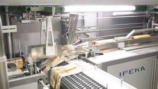 Ipeka Loafmaster 50 automatic bread packacing machine [upl. by Cointon]