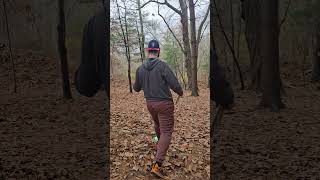 Should I putt lefty or righty discgolf mvpdiscsports gyroplooza2024 [upl. by Procter]