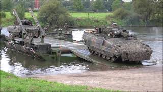 Rückmarsch der Puma vom PzGrenBtl 33 über die Weser [upl. by Orna160]