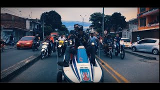 ME MUERO EN MI MOTO  Deuxer 🥊Ft El Testr Official video [upl. by Treboh263]