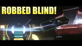 Star Citizen PVP Piracy  Pilot gets robbed blind before he even lands [upl. by Eive]