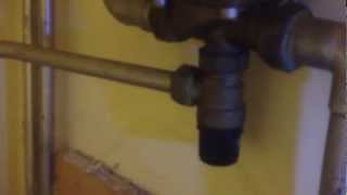 Unvented cylinder discharge pipe leaks from Tundish [upl. by Assili]