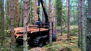 Valmet 860 i gallring [upl. by Rinee711]