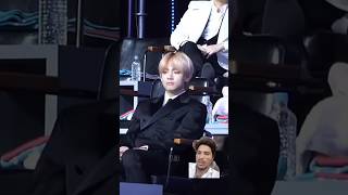 V reaction when jisoo appeared on screen 😍🤭 jisoo kimtaehyung vsoo taesoo [upl. by Goddord]